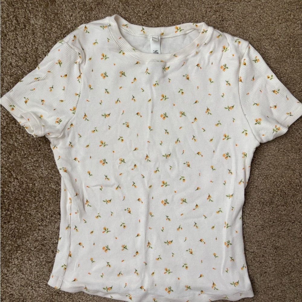 SKIMS COTTON RIB T-SHIRT | MARIGOLD ROSEBUD PRINT SIZE MEDIUM